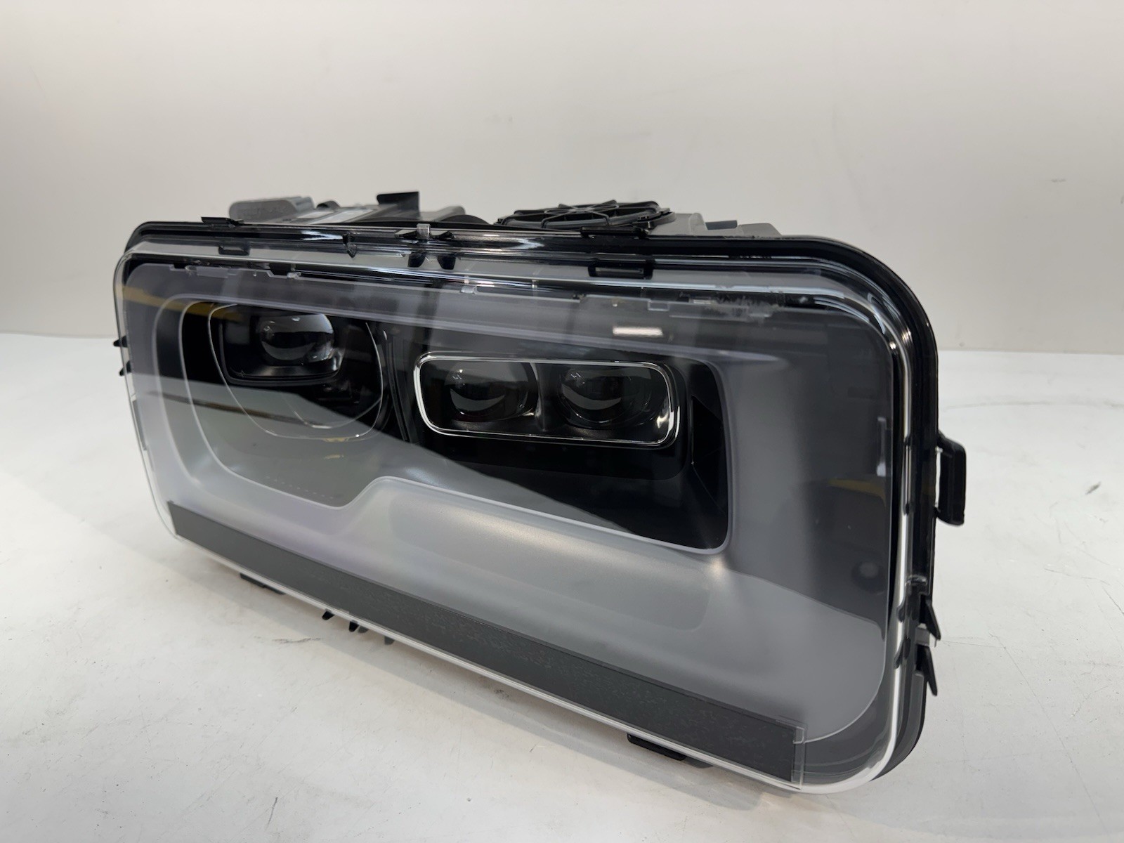 2019-2024 Rolls Royce Cullinan Right Passenger Laser Headlight OEM 63119853214
