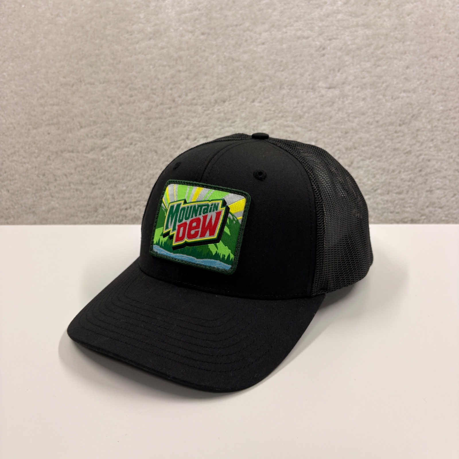 Adult Osfa Adjustable Black Mesh Trucker 6 Panel