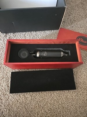 Blue Blackout Spark SL XLR Condenser Microphone with Box