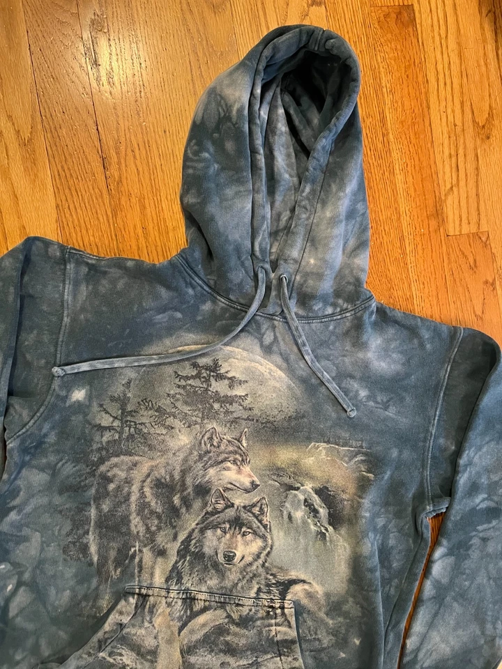 Sudadera con Capucha The Mountain Wolf Tie Dye Talla Pequeña Naturaleza Exterior Lobos Luna Foto 2 de 4