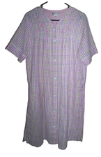 Women's L Miss Elaine Seersucker Robe Embroidered Checks Pink Purple Green Snaps