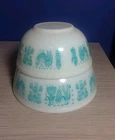 Pyrex Amish Butterprint Blue & White 403 & 404 Nesting Mixing Bowls Set of 2 EUC