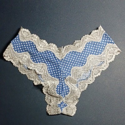 VTG VS Sexy Little Things Cheeky Panties XS Blue White Polka Dot Lace Trim