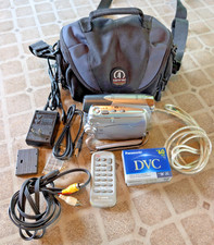 Canon ZR850 MiniDV Digital Video Camcorder