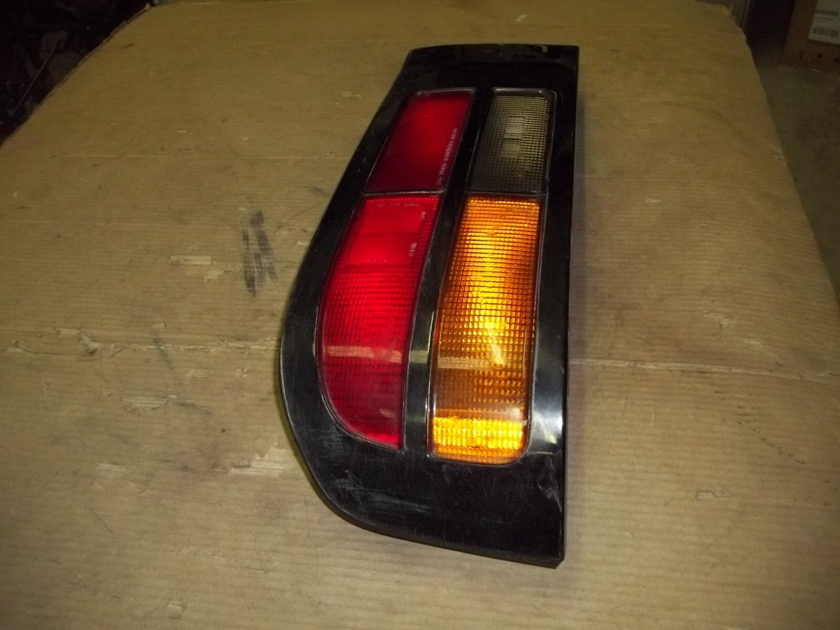 1986 86 1987 87 1988 88 Mazda RX7 RX-7 Left Driver Tail Light Lamp
