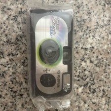 Fuji Film QuickSnap Flash 35mm Single Use Camera 27 Exposure. 2009-08