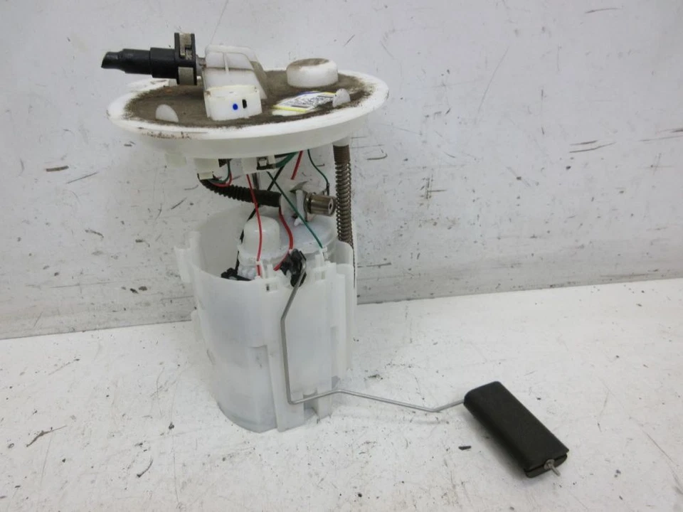 Fuel Pump Fuel Level Sensor Petrol Fits for Ford Focus III Notchback 2.0L - Imagem 2 de 4