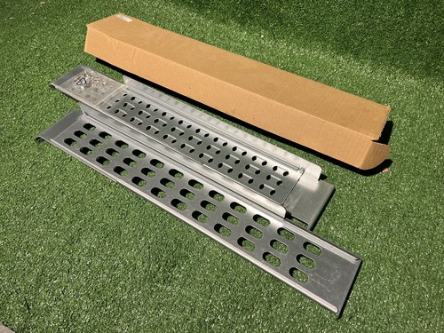 APC 0M-756H Smart-UPS Rack Schienen Rail Mounting Kit M. Schrauben