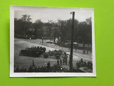Photo, Berlin, parade on the east west axis on 20.04.1937, gun platoon (N)50827