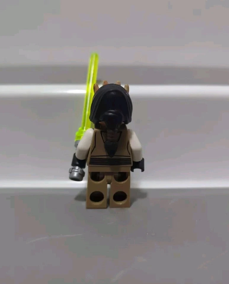 LEGO Eeth Koth Minifigure Star Wars Republic Frigate Minifig #6 - Image 2 of 2