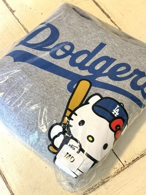 Los Angeles Dodgers HELLO KITTY Hoodie Size M 04/13/2026 SGA
