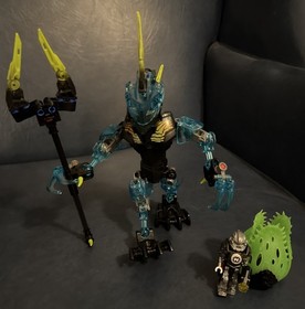 LEGO HERO Factory: Crystal Beast vs. Bulk ~ 44026 ~ Retired 2015 ~ 100% Complete