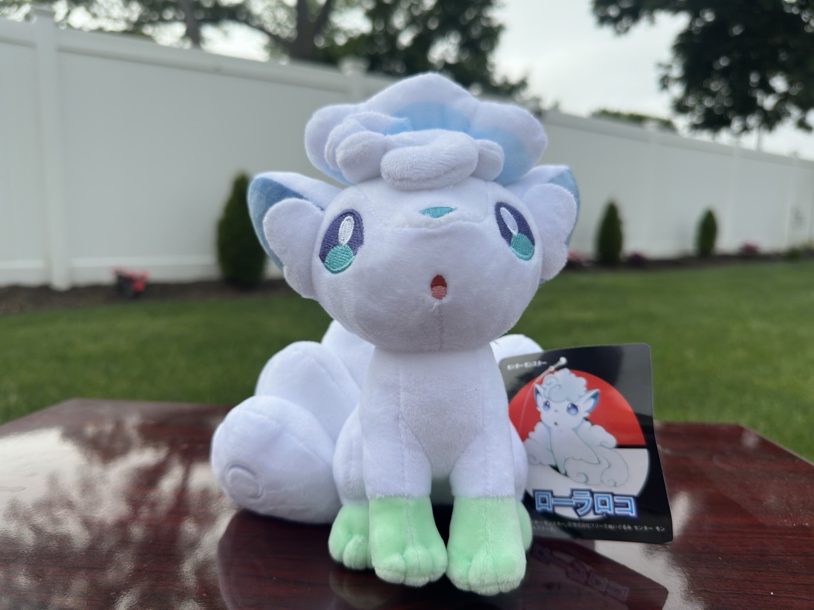 Pokemon Alolan Vulpix Plush Doll Brand New With Tags