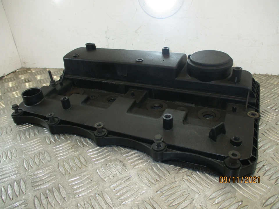 2013 FWD Ford Transit 2.2 TDCi EURO 5. Rocker/Camshaft Cover BK2Q6K271AJ 88K - Image 4 of 4