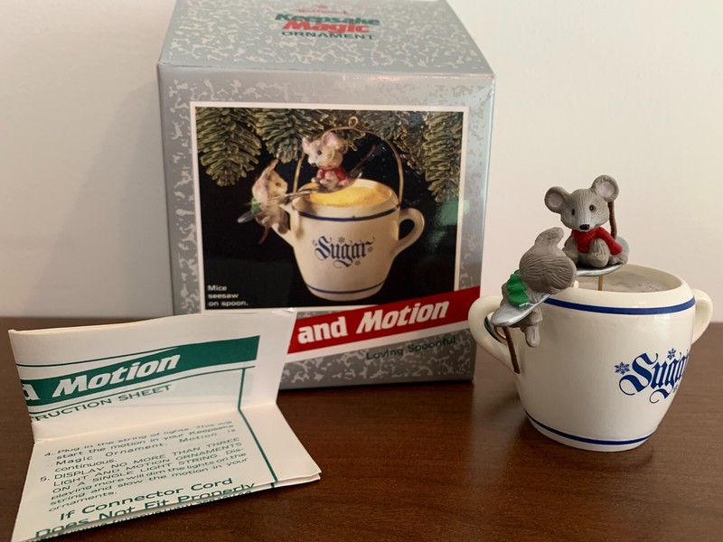 Hallmark 1989 "Loving Spoonful" Keepsake Ornament-  Not Tested