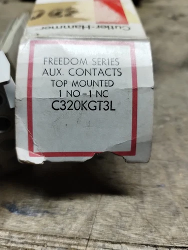 (New) Cutler Hammer /Eaton C320KGT3L Series A1 Freedom Series Auxiliary Contact