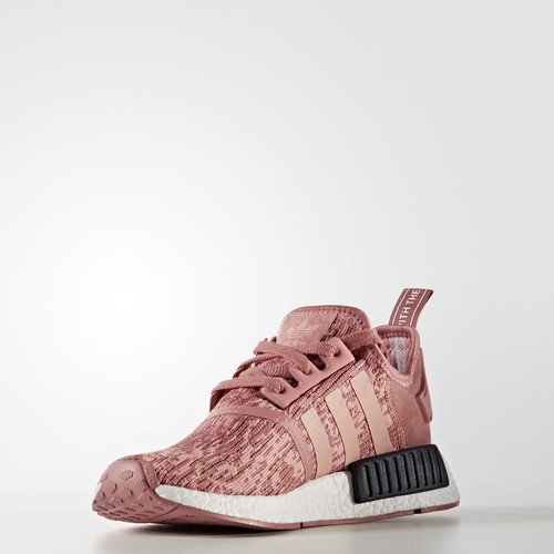 trace pink nmd