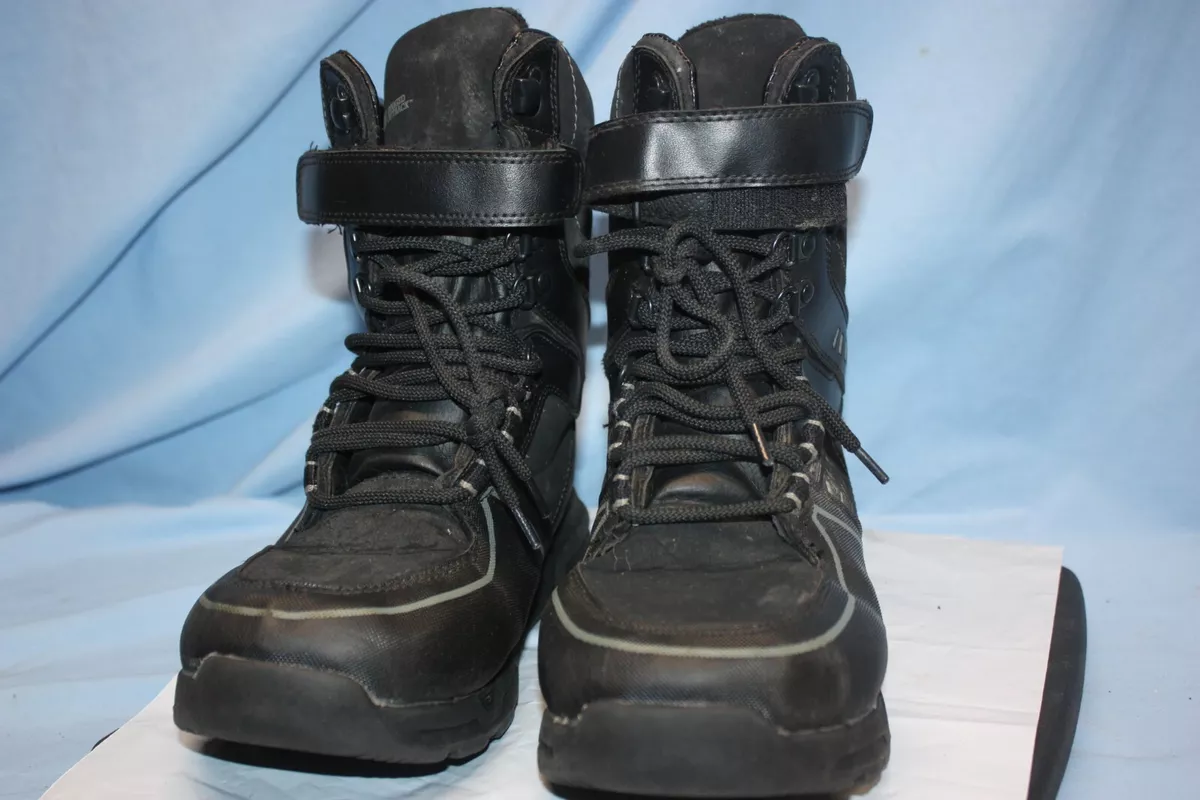 Best duck hotsell boots for hiking