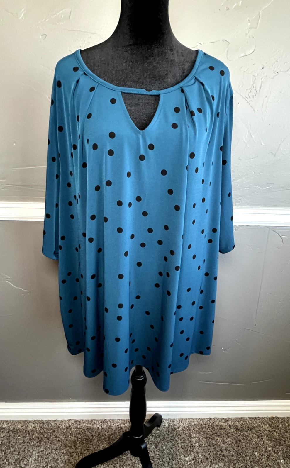 Worthington Women Size 3X Teal with Black Polka Dot Liquid Knit Short Sleeve Top