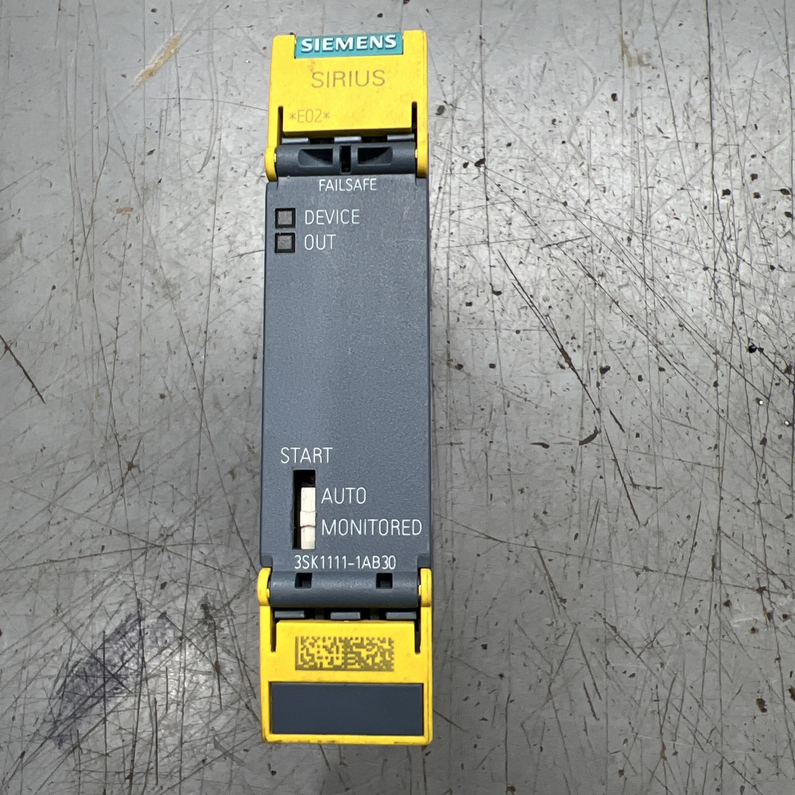 🔥SIEMENS 3SK1111-1AB30 SAFETY RELAY 5A 24AC/DC, Used, FREE SHIPPING🇺🇸