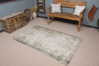 Vintage 3,7x6,2 ft Rug, Turkish Rug, White Floral Rug Wool