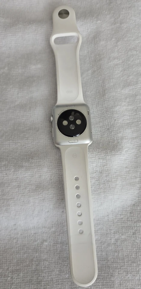 Apple Watch 1st Gen 38mm - Image 2 of 4