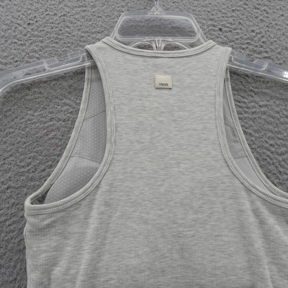 Camiseta sin mangas corta Vuori para mujer Pose Plyo gris acanalada espalda deportiva XS Foto 3 de 4