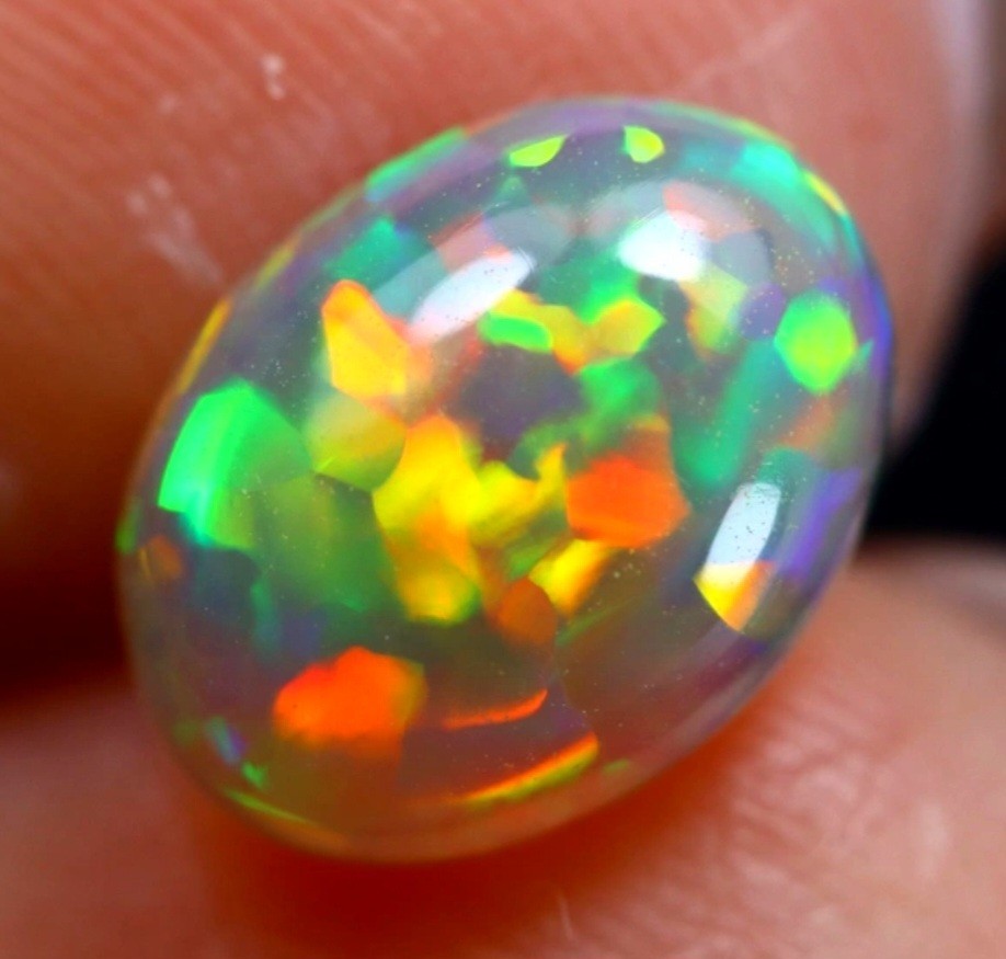 Opale AAA+ Naturelle aux Reflets Magiques - Un Trésor Unique de la Nature