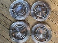1961 Pontiac Hub Caps