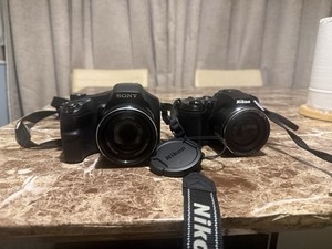 Sony Cyber-shot HX200V Digital Bridge Camera 18.2MP, 30x Optical Zoom