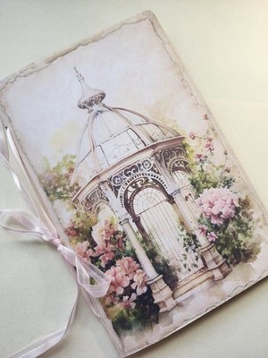 Junk Journal Booklet ''TIMELESS ROSE'' Vintage Garden Florals LG 8.5''x5.5 40pg 