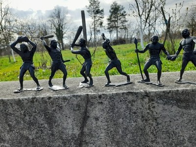 Neanderthals Caveman Pre-historic warriors USSSR 80s action figures lot