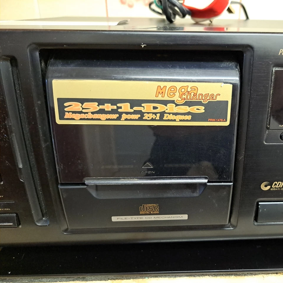 Pioneer CD Multi Changer - Image 4 of 4