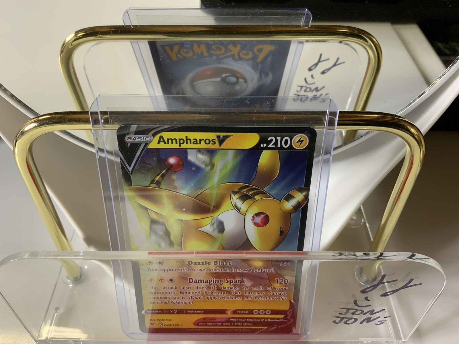 Pokemon Ampharos V (49/203) Vivid Voltage NM