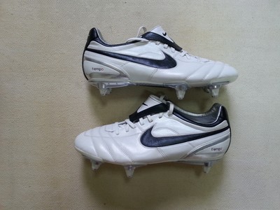 nike tiempo 90s