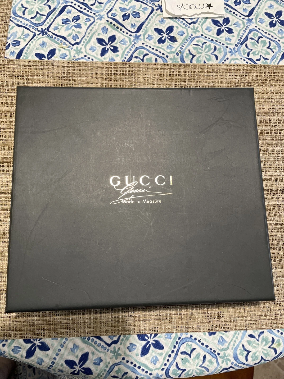 Porte cravate et ceinture Gucci 