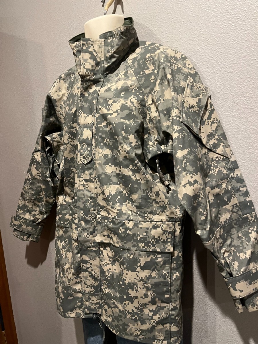 Military Parka Cold Weather GoreTex Seam Universal Camouflage 
