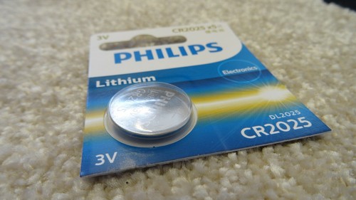 1x CITROEN CAR KEY FOB / REMOTE BATTERY "PHILIPS CR2025" - Picture 3 of 7