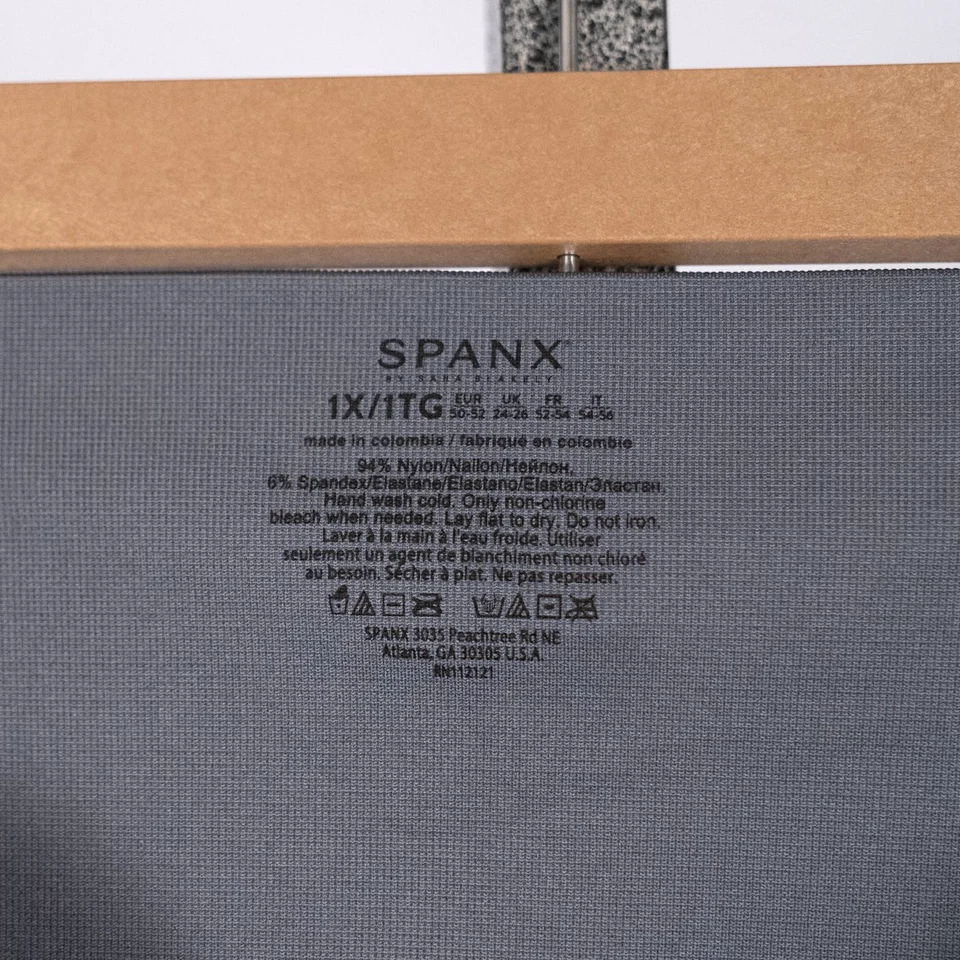 Leggings SPANX "Look At Me Now" Azul Tie Dye Camuflaje Estampado Nube Para Mujer Talla 1X Foto 4 de 4