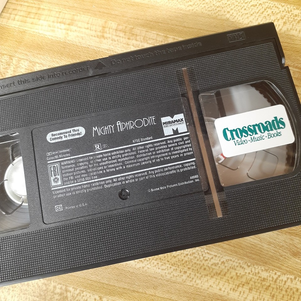 Mighty Aphrodite 1996 VHS Woody Allen Mira Sorvino Miramax Crossroads