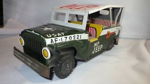 TIN FRICTION USAF MP JEEP Toy Made in Japan