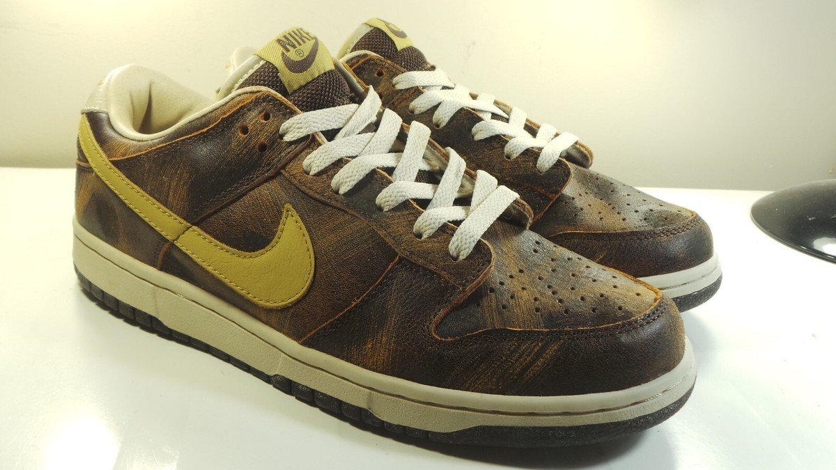 ナイキヴィンテージスニーカー DS NIKE 2003 DUNK LOW PREMIUM 307696 271 BAROQUE BROWN 9.5