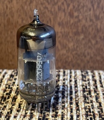 Strong original Telefunken GOLD PINS 6DJ8 6922 - Matched 87/87