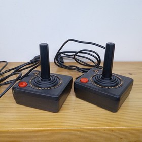 Atari Flashback 2 Classic Game Console 40 Built in Games 2005