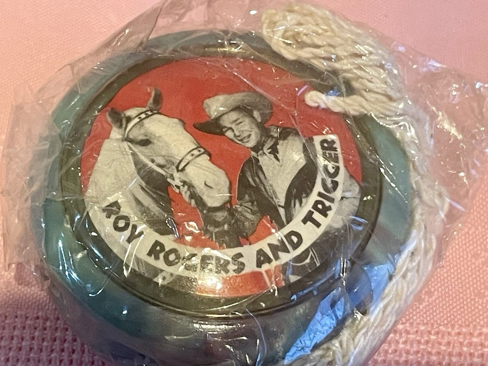 Roy Rodger's Roundup King Yo Yo , 1940's - image 2 of 4