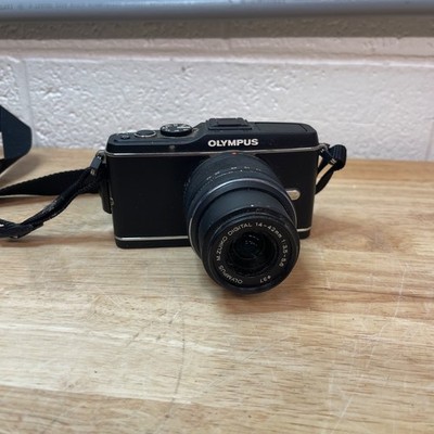 Olympus E-P3 Mirrorless Camera Kit M.Zuiko 14-42mm Lens Black