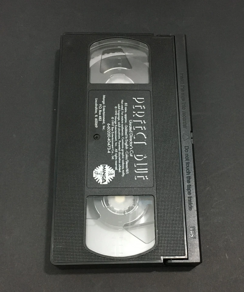 1999 Perfect Blue VHS Original Japanese Dubbed English Directors Cut w/Sleeve - Image 2 of 4