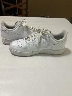 Nike Air Force 1 '07 Low Triple White Size 9 CW2288-111
