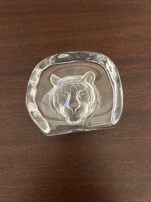 Cristal D ariques France Genuine Lead Crystal Tiger Paperweight