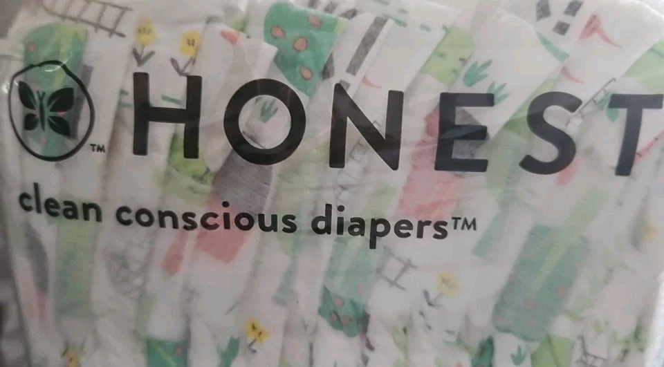 Pañales recién nacidos The Honest Company Clean Conscious-talla 7-64 unidades. Foto 4 de 4